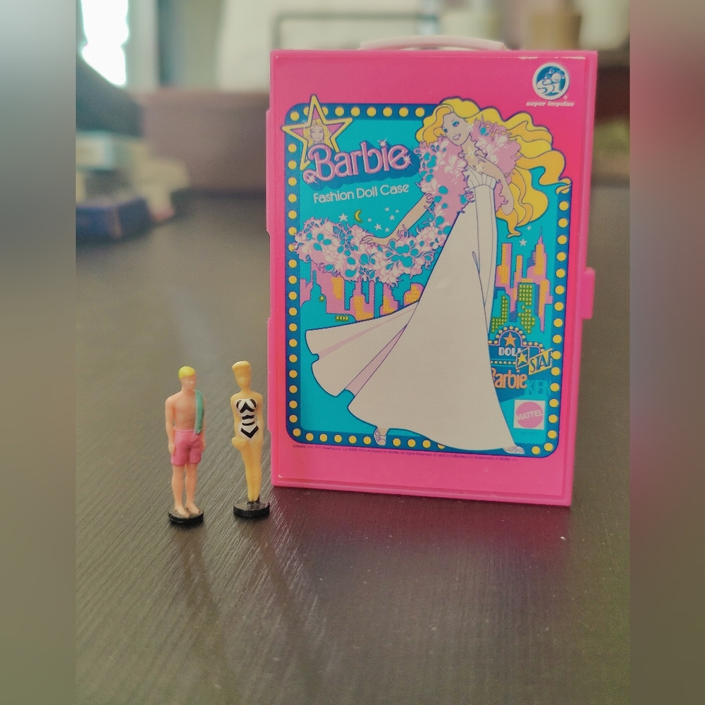Barbie and Ken mini dolls